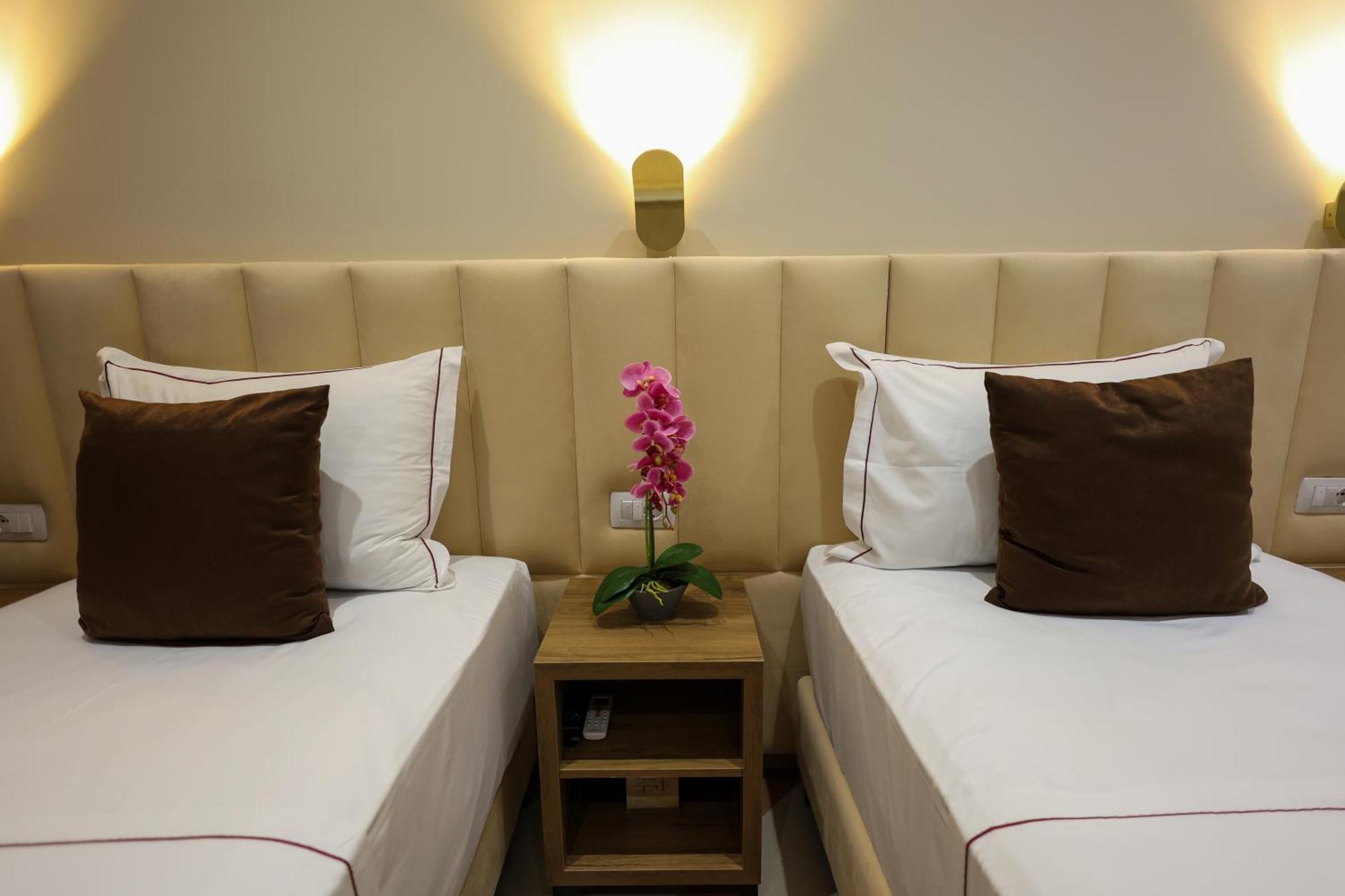 Hotel Mimani Berat Exterior photo