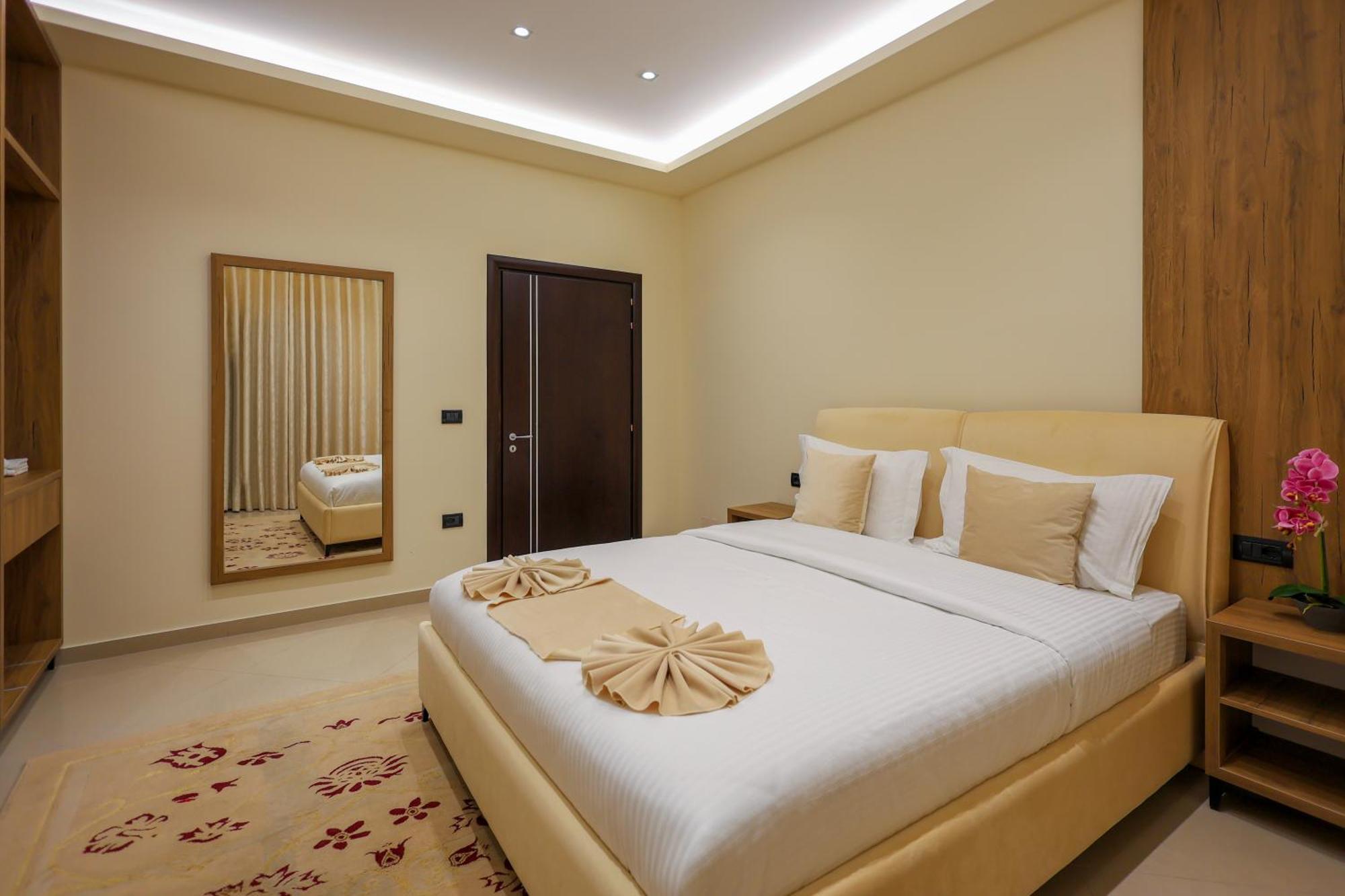 Hotel Mimani Berat Exterior photo